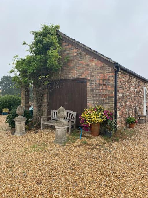 Beautiful Rural Self Contained Farm Annex Vila Hordle Exterior foto