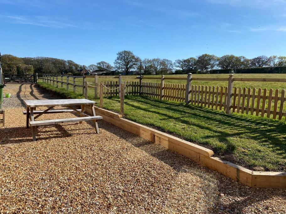 Beautiful Rural Self Contained Farm Annex Vila Hordle Exterior foto